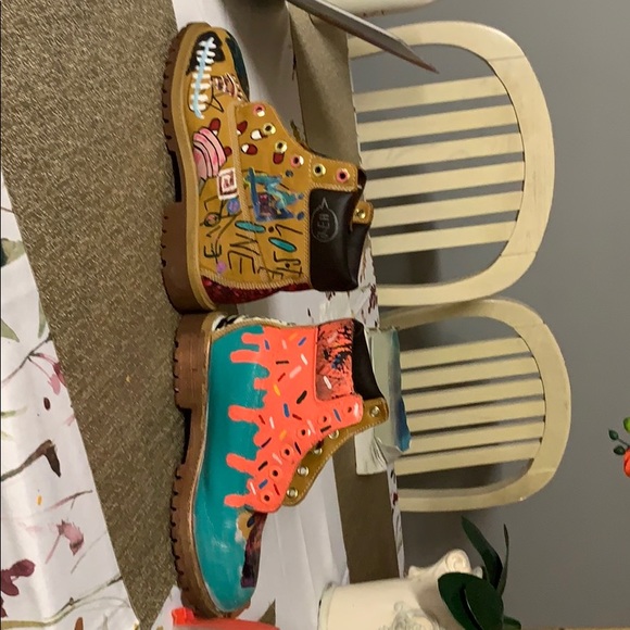 Custom Timberlands - Picture 3 of 5